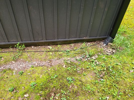 Cable wires left on the ground