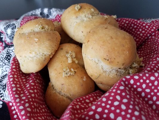 Gluten Free/Vegan Garlic Knots