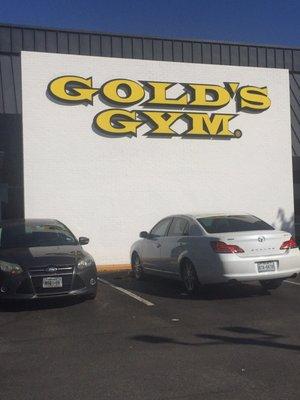 Gold's Gym