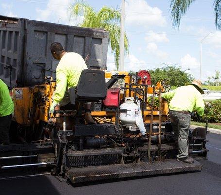 Asphalt Paving service