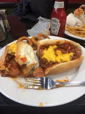 Chill cheese dog $6.99