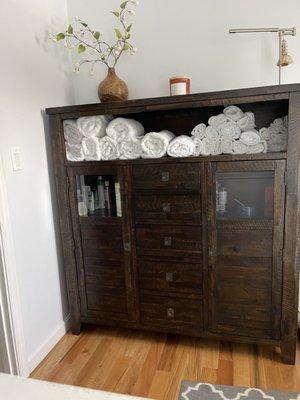 Armoire