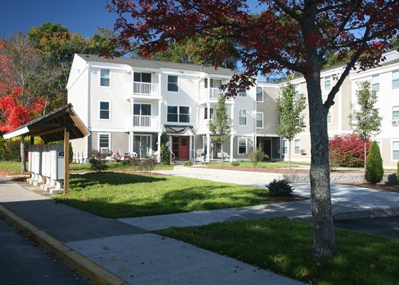 Spring Gate Apartments - Rockland, MA - Garden Style Building