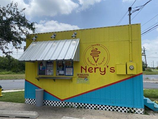 Nery's Snow Cones Jose Colunga Jr. St. Raspas Near Me. snacks near me
 snow cones near me
  #Raspas #ShavedIce #IceCream #ShavedSnow