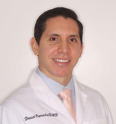 Dr. Daniel Camacho