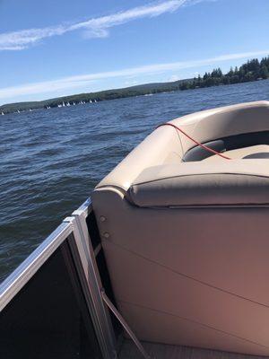 Pontoon boat; boat was pristine