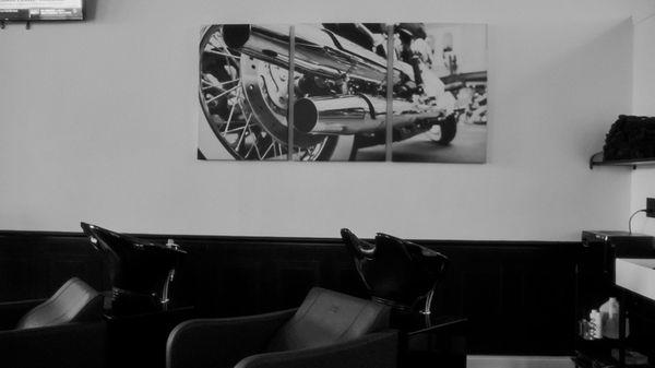 The shampoo area inside Nic Grooming Barber Shop Chestnut Street.