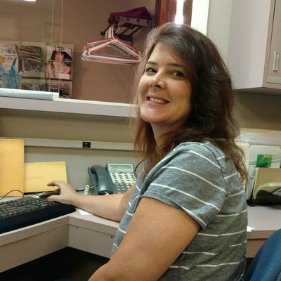 A warm welcome to our newest team member Dawn! You can see her smiling face at our front desk.