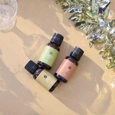 Melissa essential oil, bergamot essential oil and frankincense essential oil.