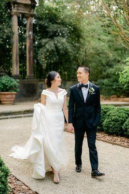 Wedding dress alterations by Gizzelle James Couturiere. Wedding dress from Sweet Elegance (Decatur). Photo by Leigh Wolfe Photography.