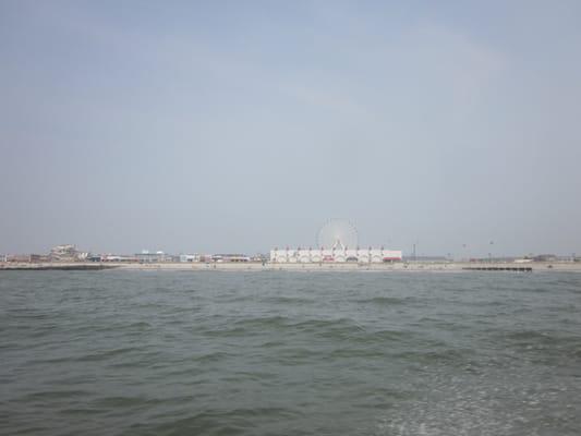 Leaving Wonderland Pier in the dust