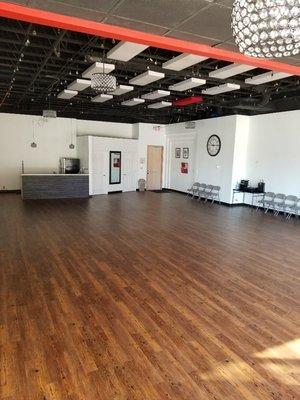 Welcome to Des Moines Ballroom Dance Studio!