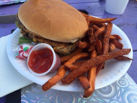 Black bean burger is divine. Love the pickles they use!