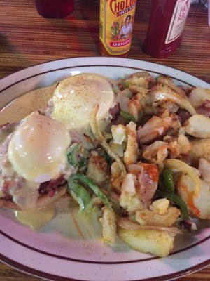 Corned Beef Hash prepared like Eggs Benedict. Amazing!!!