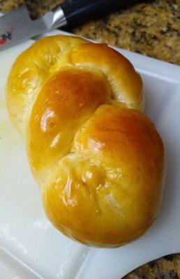 Challah twist AKA mini challah (Good for making sandwiches)