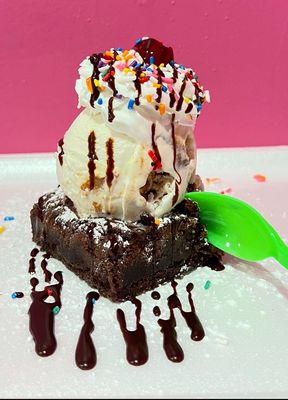 Brownie Sundae