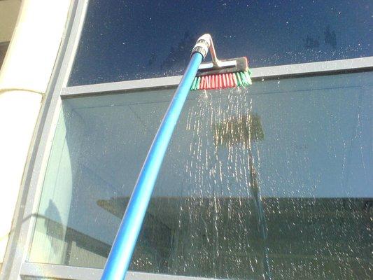 Outdoor Window Cleaner Service