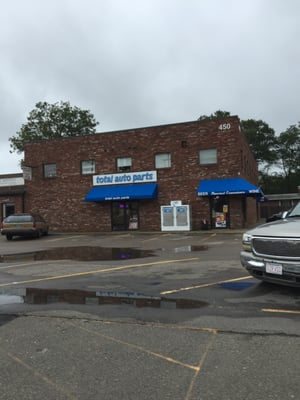 Total Auto Parts of Stoughton -- 450 Pearl Street, Stoughton           Storefront