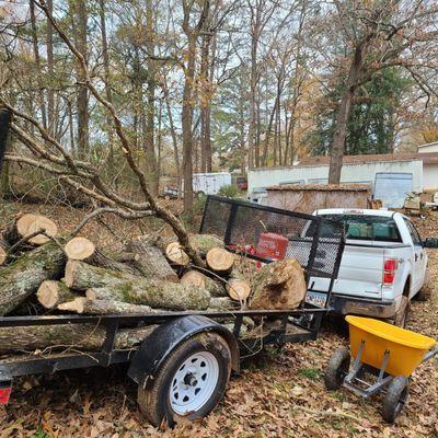 UNE Landscaping & Hauling