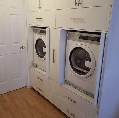 Washer & Dryer Cabinets