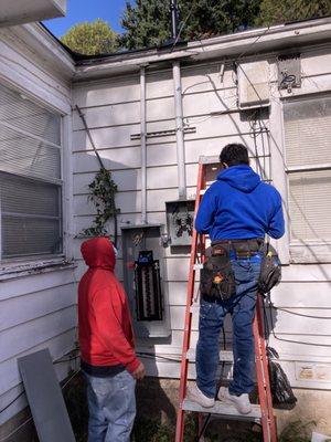 Installing the new 200 Amp panel! our guys are licensed professionals who know how to get the job done right!