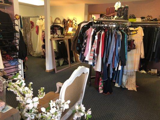 Birdie's Boutique