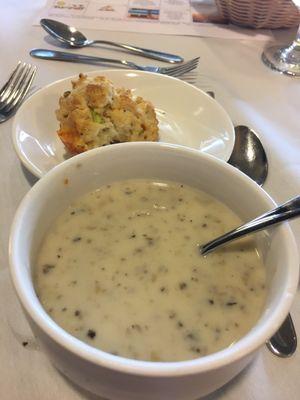 Cream of Mushroom soup: well seasoned with small chunks of Mushroom.  Tomato cheddar roll: crispy exterior, fluffy interior.