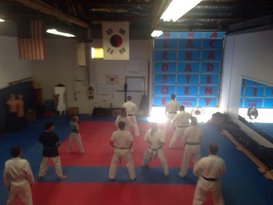 Sensei Bledsoe with his class.