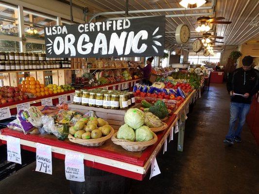 Interior of Richards Produce