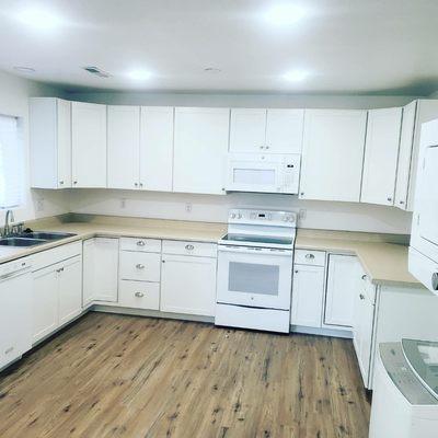 (after) kitchen in studio apartment