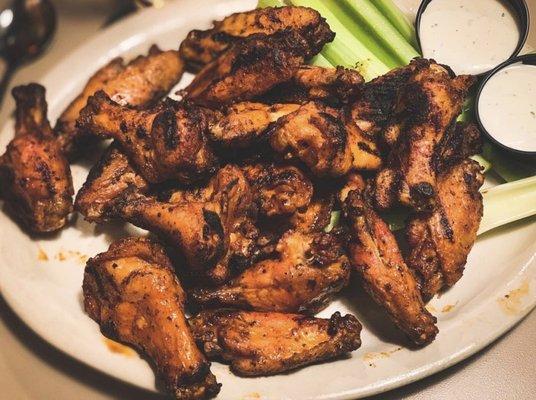 Texas original well done.  Enough said.  Hands down my personal favorite wings in the DMV.    Come through and try for yourself.  Trust.