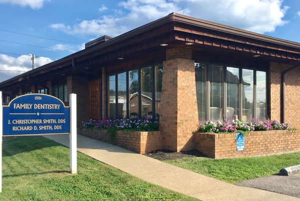 Picture of the office of Smith Family Dentistry WV.