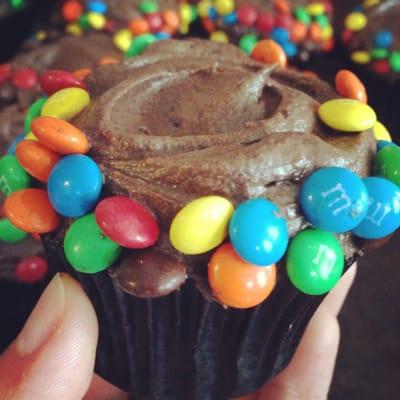 Chocolate M&M cupcakes