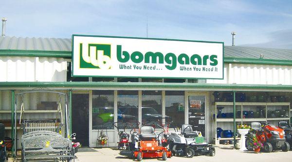 Bomgaars