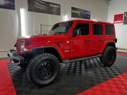 2023 Jeep Wrangler 
Super Ceramic | Doors & Rear