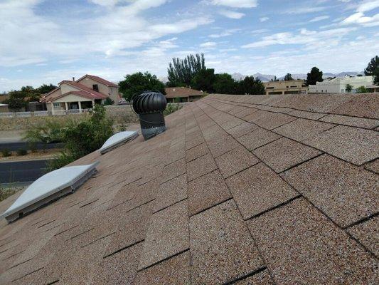 Shingled roofing