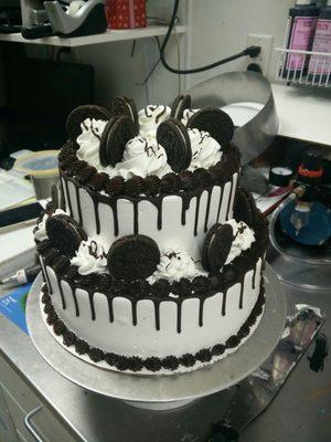 Oreo tiered ice cream cake