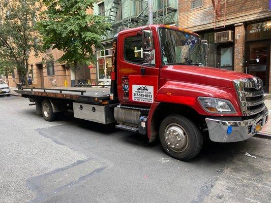 when you've found yourself stranded on the roadside, and need a reliable tow truck to pick you up? Towing Mott St can pick up your vehicle!!