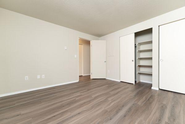 1 Bed / 1 Bath - Standard - 750 sq ft