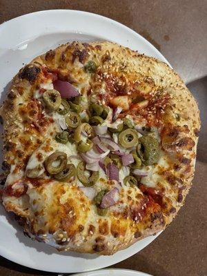 7" olive and red onion.