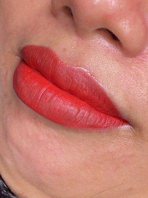 Lips Blush by Hannah