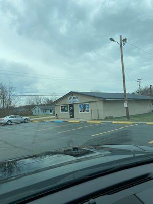 Small and friendly liquor store