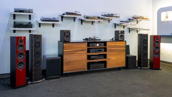 Our Modern Music Center (MMC) room features turntables, streaming, headphones and more. Speakers: Sonus faber Lumina Amator (II and V)