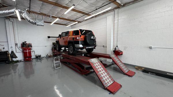 FJ Cruiser on the rack