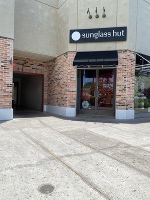 Sunglass Hut