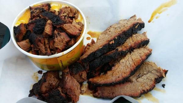 Brisket and burnt end Mac & cheese. Nobody does it like them. A great change from the central bbq craze.