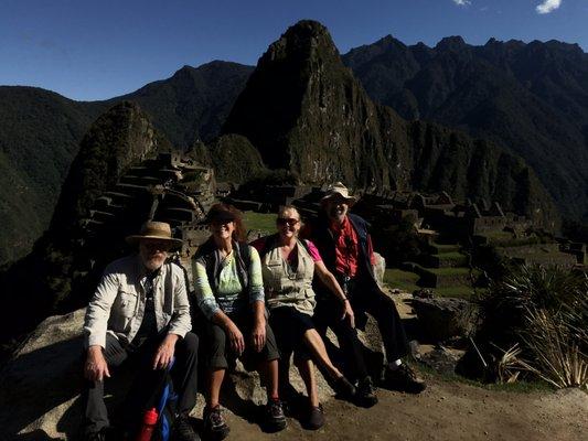 The whole crew at Mach Picchu, both ladies wearing the anti theft pants.