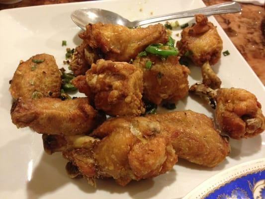 Salt and chili chicken wings