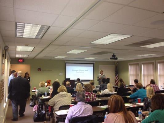 #google analytics lunch n learn seminar! With 3rd Fed Bank, Foundation Title n #YPN @BCAR @paypn @parealtors