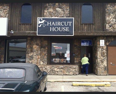 Haircut House